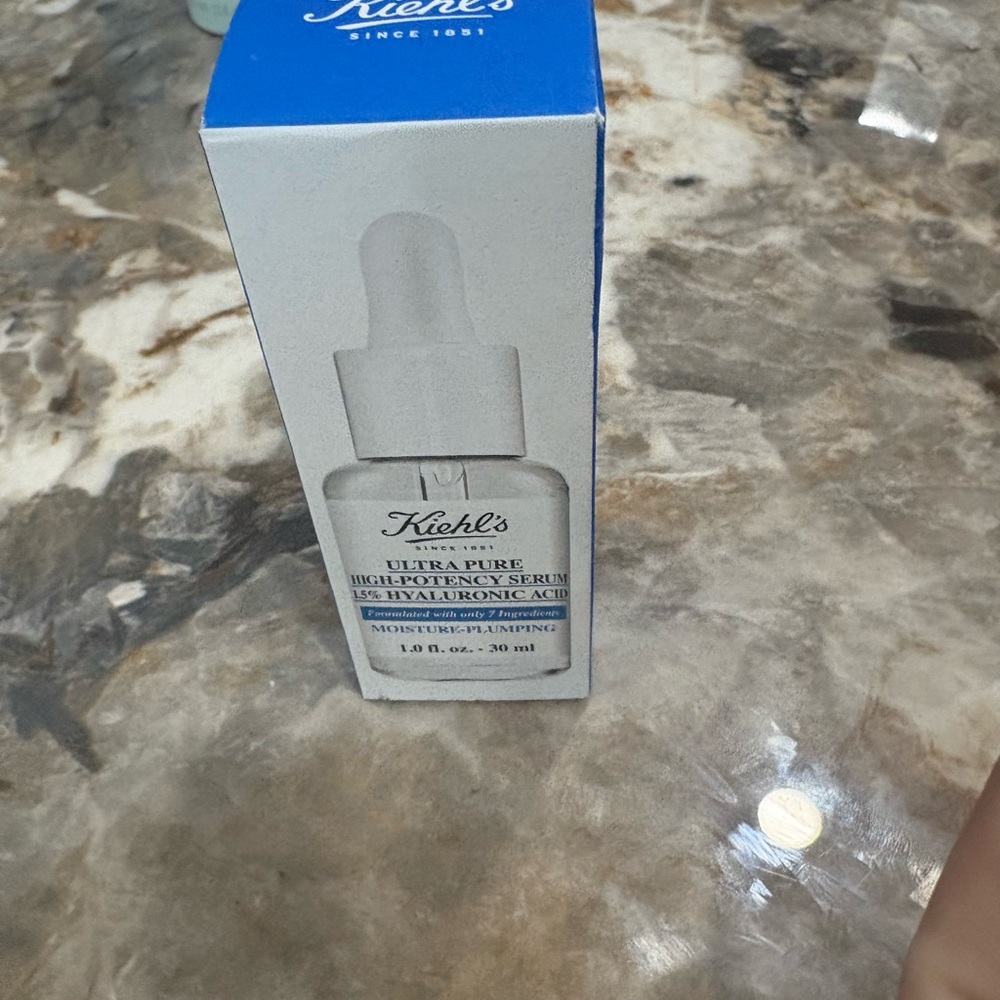Kiehl's Blue and White Serum Box